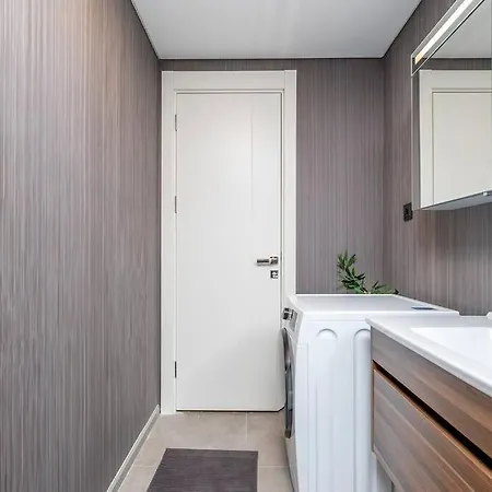 0054 - Luxurious, Great Location, Comfy. Apartamento Estambul